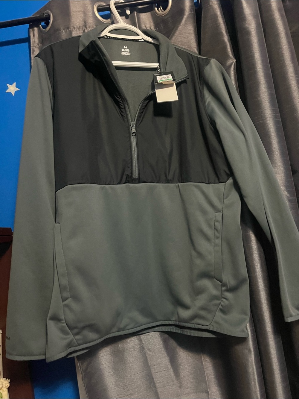 Under Armour WITH TAGS Half-Zip Pullover Jacket - Black & Grey